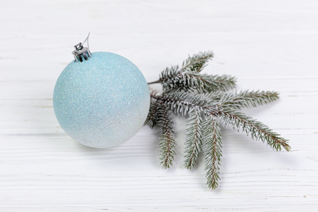 Новогоднее оформление медицинской клиники и кабинетов врача фото